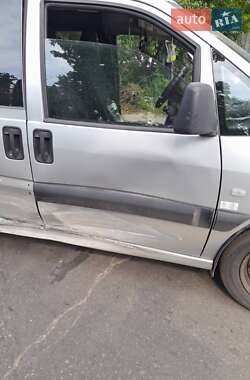 Минивэн Peugeot Expert 2006 в 