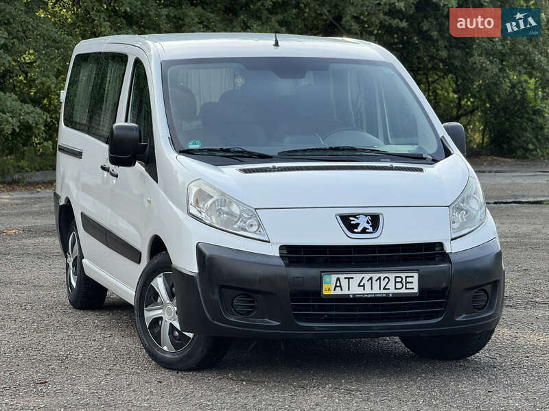 Peugeot Expert 2008