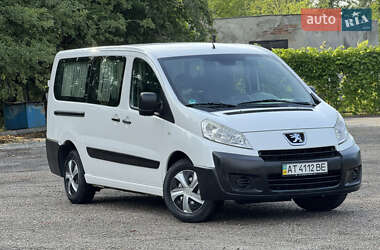Минивэн Peugeot Expert 2008 в 