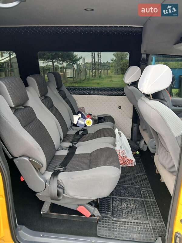 Мінівен Peugeot Expert 2006 в Стрию