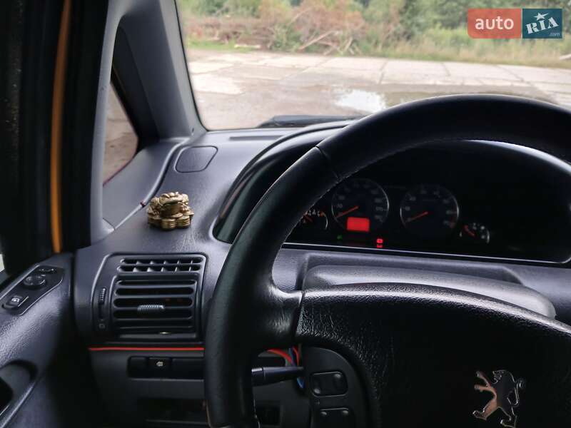 Мінівен Peugeot Expert 2006 в Стрию