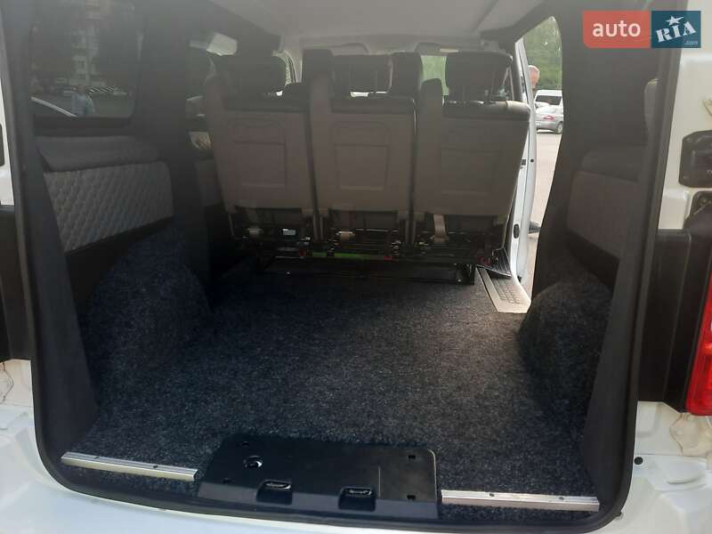 Мінівен Peugeot Expert 2018 в Рівному