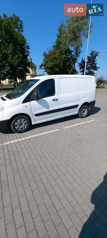 Вантажний фургон Peugeot Expert 2008 в Коломиї