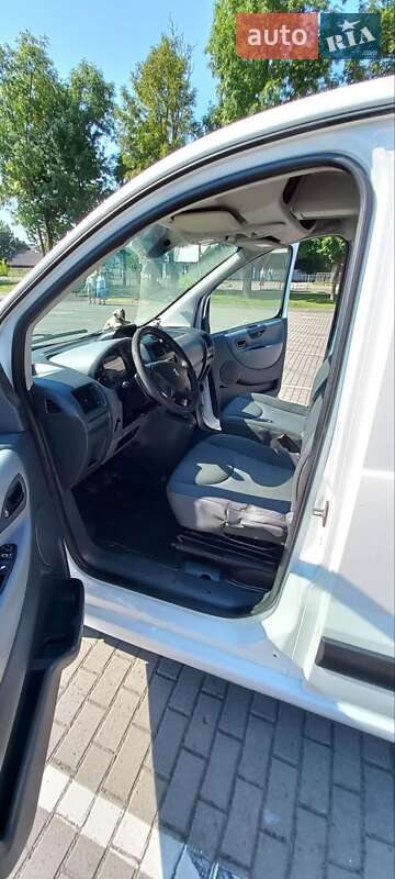 Вантажний фургон Peugeot Expert 2008 в Коломиї