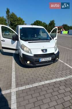 Грузовой фургон Peugeot Expert 2008 в 