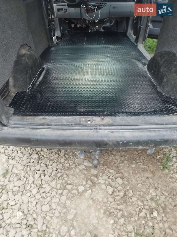 Минивэн Peugeot Expert 2002 в Городенке