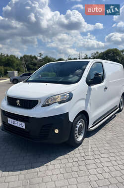 Вантажний фургон Peugeot Expert 2021 в Радивиліві