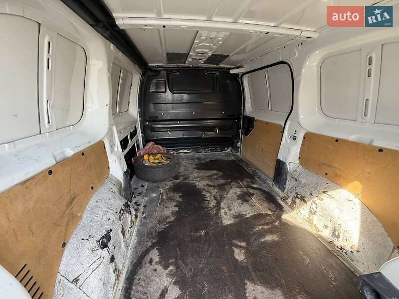 Грузовой фургон Peugeot Expert 2017 в Фастове