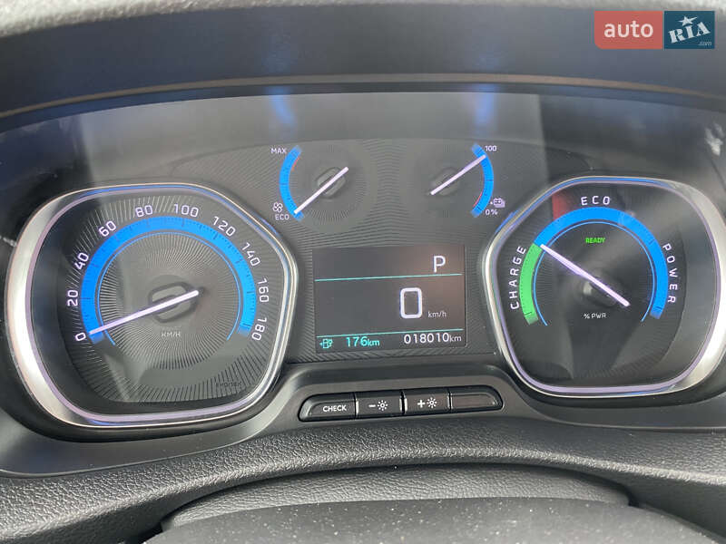 Грузовой фургон Peugeot Expert 2021 в Хмельницком