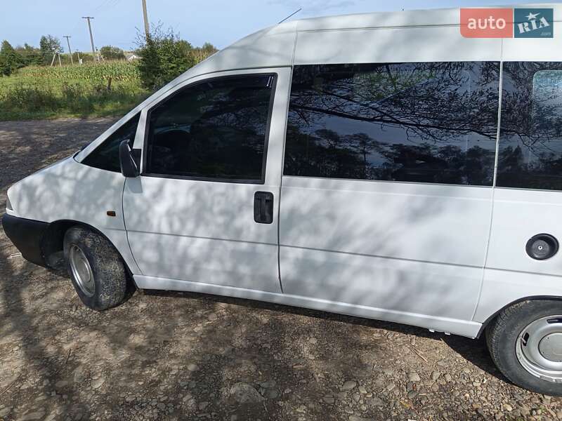 Минивэн Peugeot Expert 2000 в Сторожинце