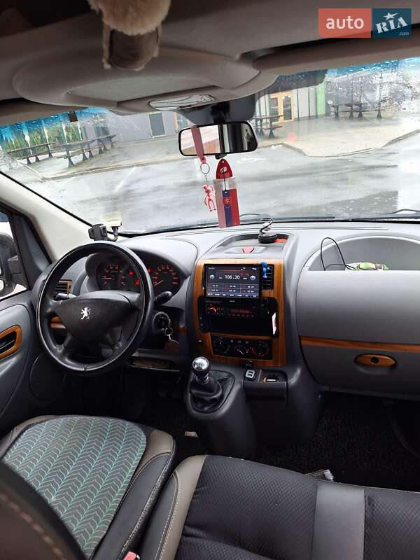 Минивэн Peugeot Expert 2007 в Виноградове