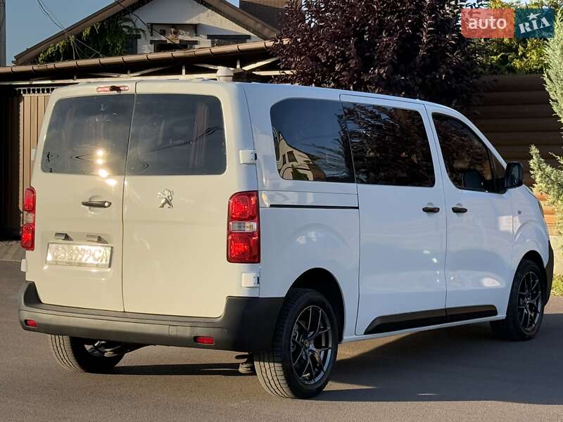 Мінівен Peugeot Expert 2017 в Києві фото 49 Мінівен Peugeot Expert 2017 в Києві