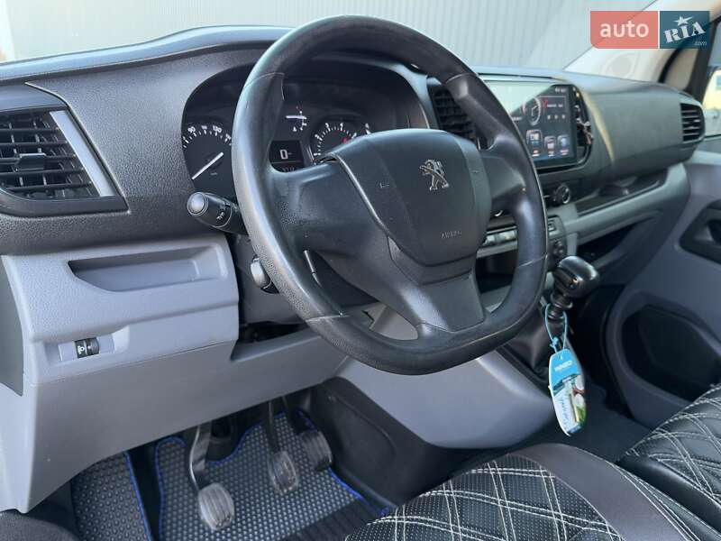 Мінівен Peugeot Expert 2017 в Києві фото 64 Мінівен Peugeot Expert 2017 в Києві