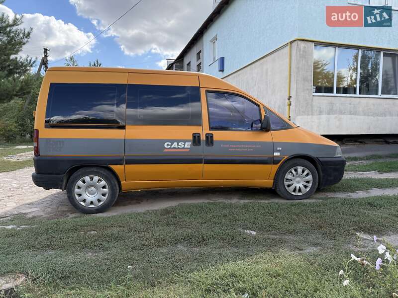 Минивэн Peugeot Expert 2005 в Корсуне-Шевченковском фото 9 Минивэн Peugeot Expert 2005 в Корсуне-Шевченковском