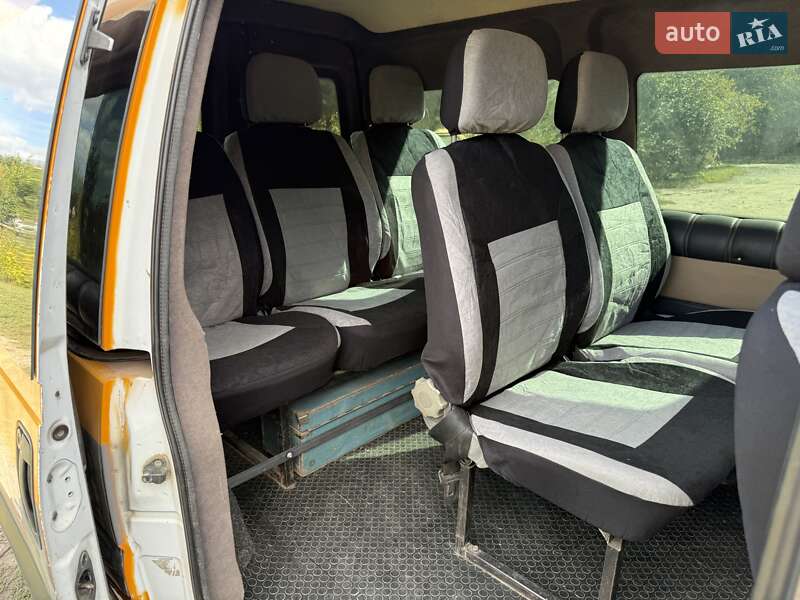 Минивэн Peugeot Expert 2005 в Корсуне-Шевченковском фото 26 Минивэн Peugeot Expert 2005 в Корсуне-Шевченковском