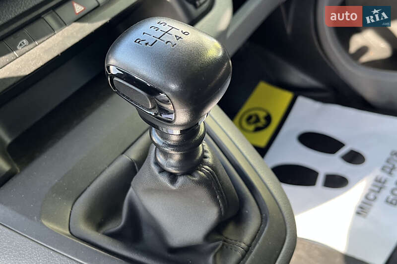 Грузовой фургон Peugeot Expert 2018 в Стрые