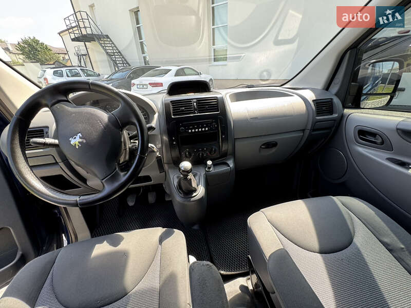 Грузовой фургон Peugeot Expert 2012 в Дублянах