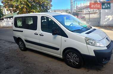 Минивэн Peugeot Expert 2011 в 