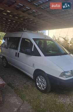 Минивэн Peugeot Expert 2002 в 