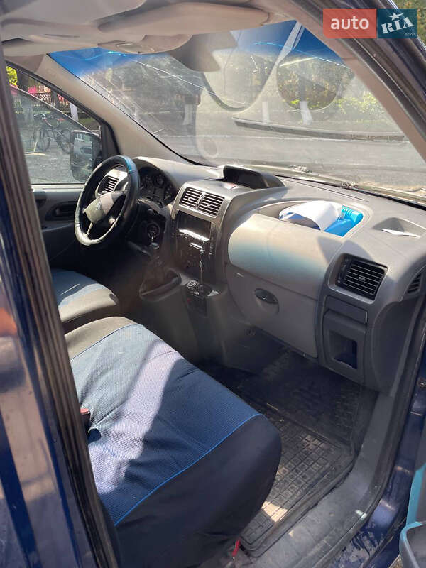 Минивэн Peugeot Expert 2007 в Бурштыне