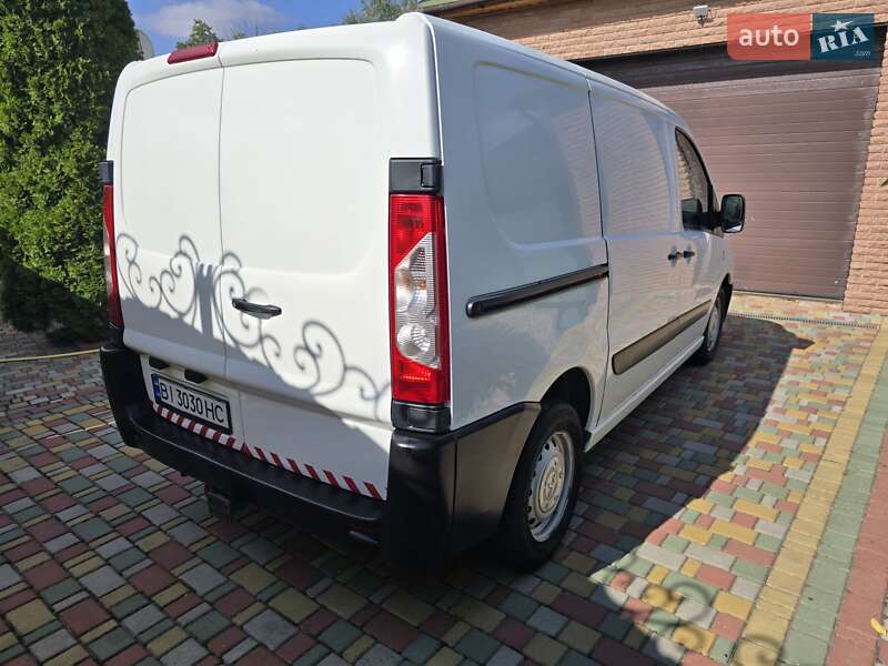 Вантажний фургон Peugeot Expert 2012 в Миргороді