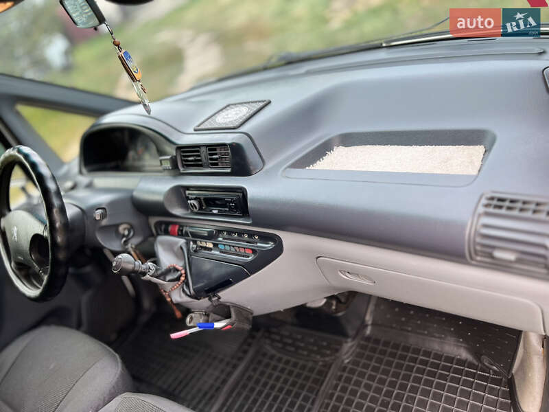 Грузопассажирский фургон Peugeot Expert 2005 в Виннице