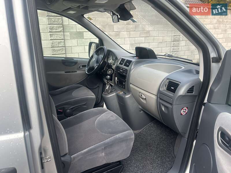 Минивэн Peugeot Expert 2012 в Луцке