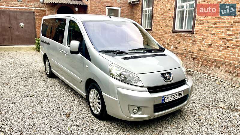 Мінівен Peugeot Expert 2010 в Охтирці фото Мінівен Peugeot Expert 2010 в Охтирці