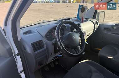 Мінівен Peugeot Expert 2009 в  фото 24 Мінівен Peugeot Expert 2009 в