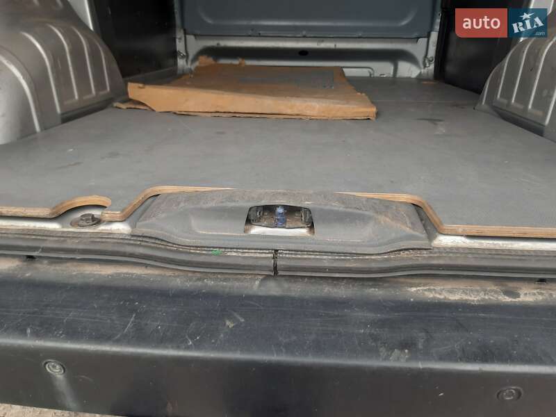 Грузовой фургон Peugeot Expert 2011 в Василькове фото 10 Грузовой фургон Peugeot Expert 2011 в Василькове