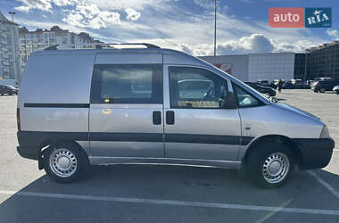 Мінівен Peugeot Expert 2004 в  фото 7 Мінівен Peugeot Expert 2004 в