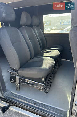 Мінівен Peugeot Expert 2004 в  фото 13 Мінівен Peugeot Expert 2004 в