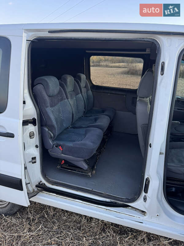 Мінівен Peugeot Expert 2009 в Жидачові