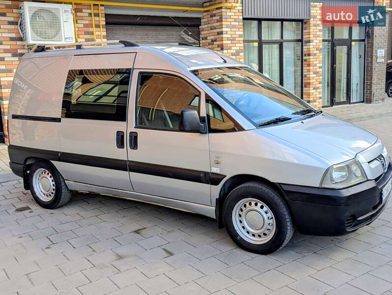 Мінівен Peugeot Expert 2004 в Калуші