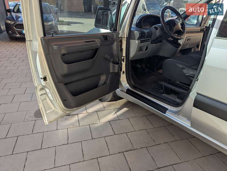 Мінівен Peugeot Expert 2004 в Калуші