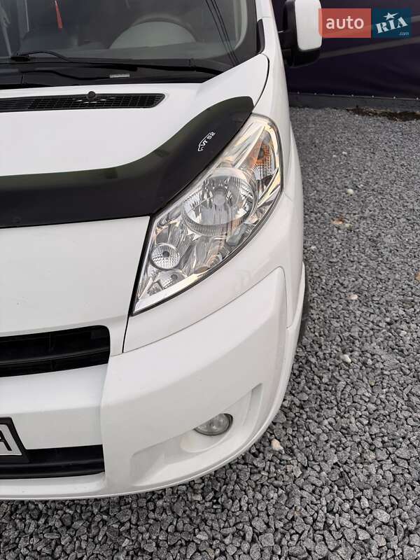 Минивэн Peugeot Expert 2007 в Стрые