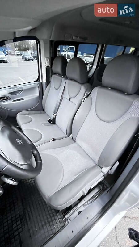 Мінівен Peugeot Expert 2011 в Дніпрі фото 19 Мінівен Peugeot Expert 2011 в Дніпрі