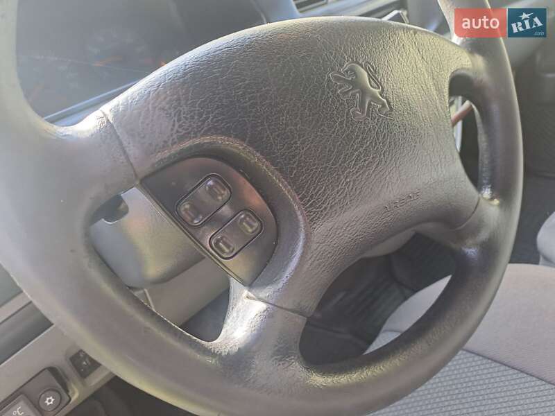 Вантажний фургон Peugeot Expert 2002 в Львові фото 5 Вантажний фургон Peugeot Expert 2002 в Львові