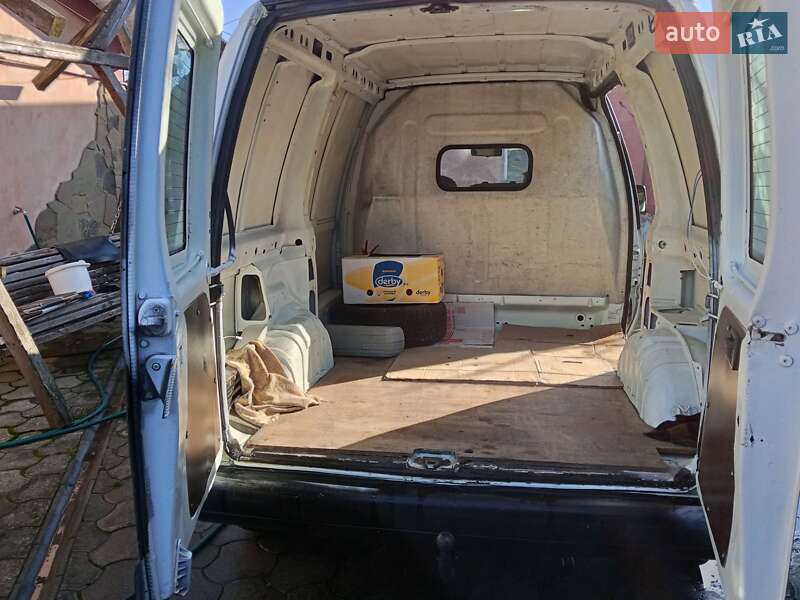 Грузовой фургон Peugeot Expert 2004 в Здолбунове