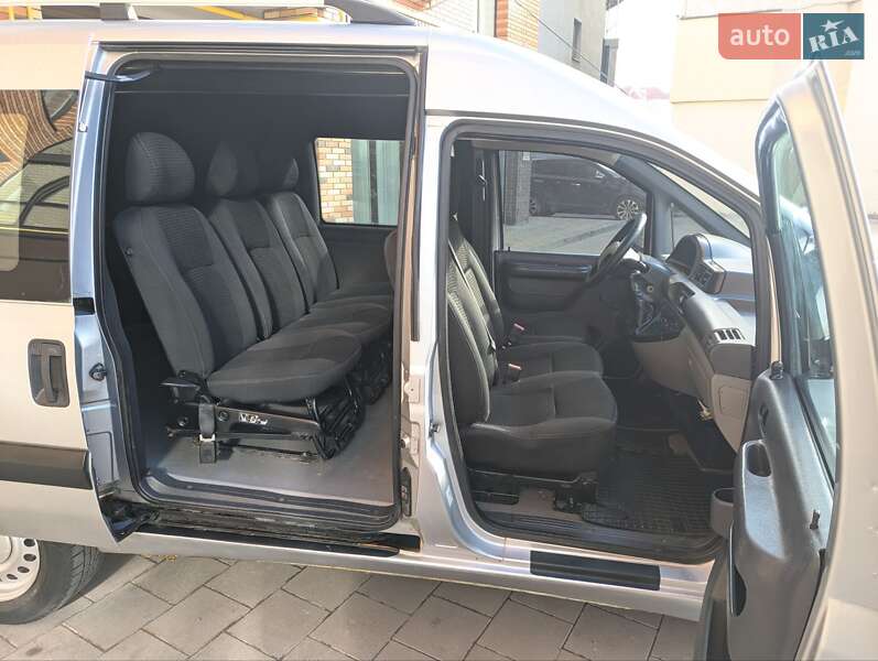 Минивэн Peugeot Expert 2004 в Калуше фото 24 Минивэн Peugeot Expert 2004 в Калуше