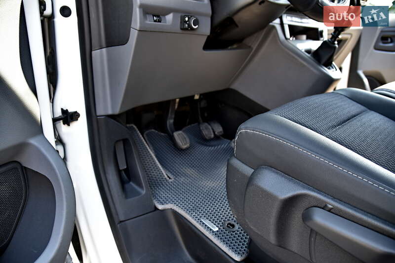 Мінівен Peugeot Expert 2017 в Золочеві фото 23 Мінівен Peugeot Expert 2017 в Золочеві