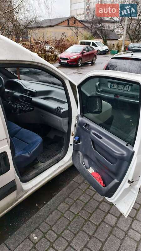 Грузовой фургон Peugeot Expert 2004 в Ивано-Франковске