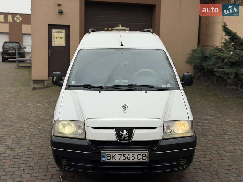 Мінівен Peugeot Expert 2005 в Рівному фото 16 Мінівен Peugeot Expert 2005 в Рівному