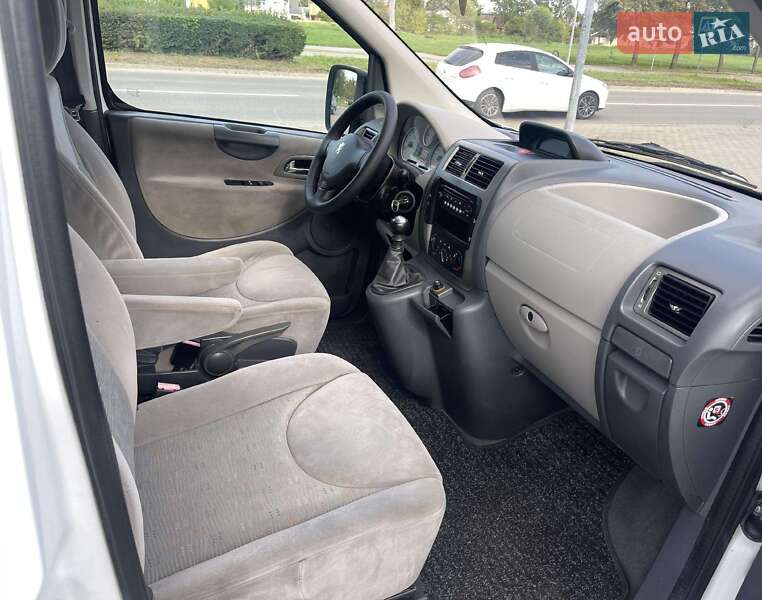 Мінівен Peugeot Expert 2011 в Вінниці