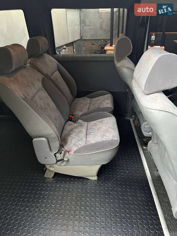 Минивэн Peugeot Expert 2003 в Стрые