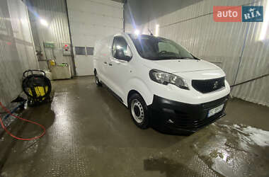 Вантажний фургон Peugeot Expert 2022 в Стрию