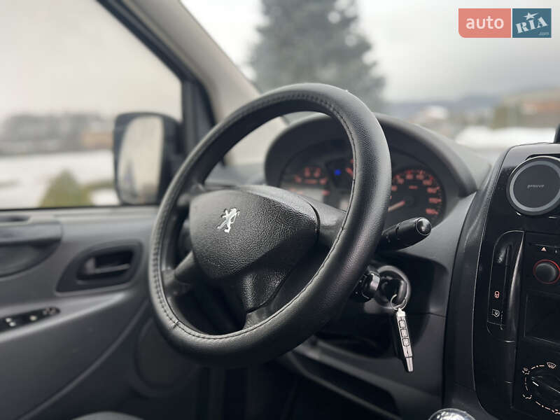 Минивэн Peugeot Expert 2007 в Жовкве фото 30 Минивэн Peugeot Expert 2007 в Жовкве