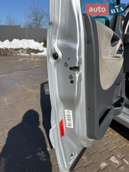 Мінівен Peugeot Expert 2008 в Волочиську