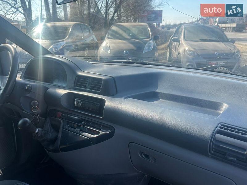 Мінівен Peugeot Expert 2001 в Івано-Франківську