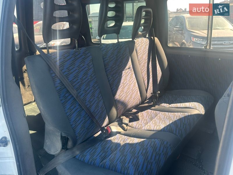 Мінівен Peugeot Expert 2001 в Івано-Франківську